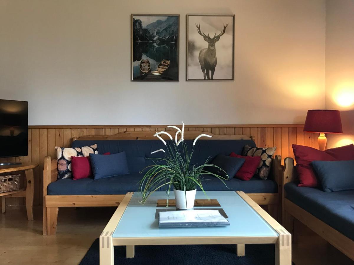 Apartment Rentun Maja ซาริเซลกา ภายนอก รูปภาพ