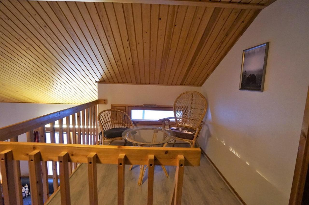 Apartment Rentun Maja ซาริเซลกา ภายนอก รูปภาพ