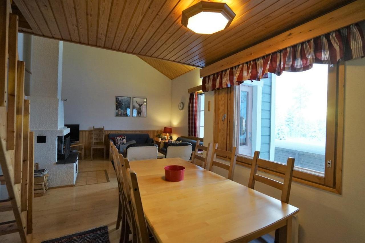 Apartment Rentun Maja ซาริเซลกา ภายนอก รูปภาพ